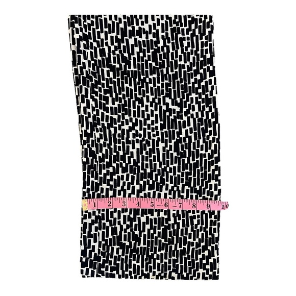 Chico’s Women’s Navy Geometric Brick-Print Wide-Leg Pants Size 0 (Small) - Picture 10 of 12